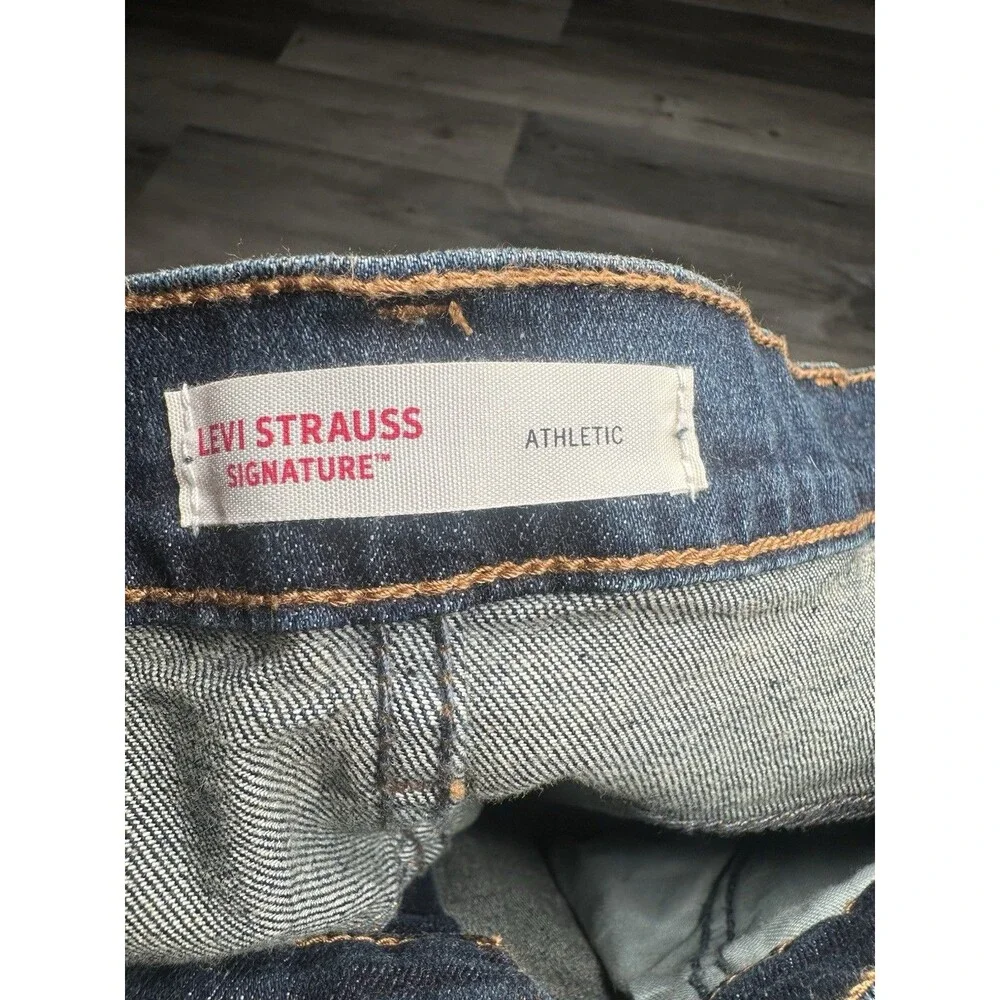 Levi Strauss Signature Mens Athletic Fit Jeans Stretch Denim Blue 38x30 NWT